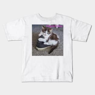 Ragdoll baby Joie plaing with a shoe Kids T-Shirt